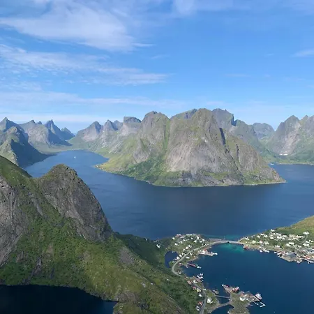 Northern Lights Lofoten, Reine Moskenes